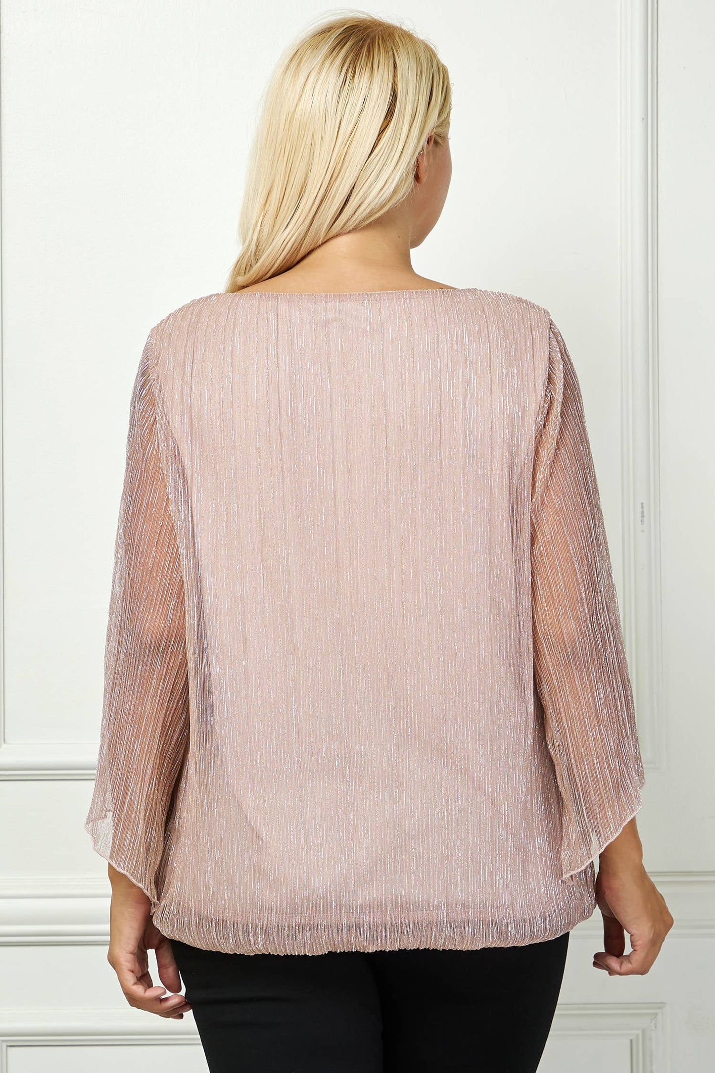 PLUS SIZE SPARKLING PLEATED BUBBLE HEM TOP: BKSIL / 2XL