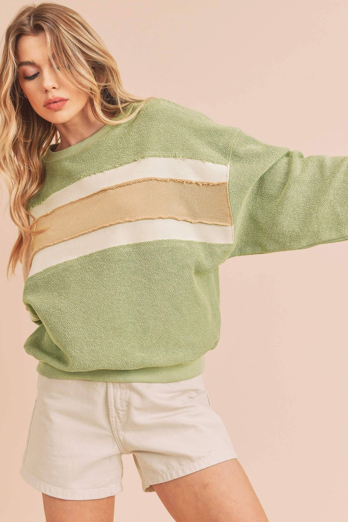 L Winnie Sweatshirt: Navy