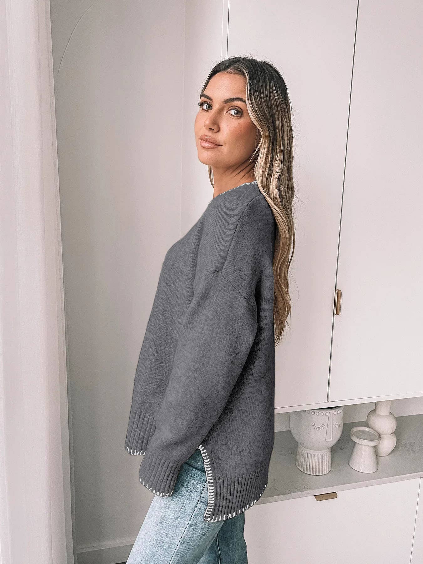 Solid Contrast Stitch Knit Pullover Sweater: Dark Gray / 50%Viscose+25Nylon+25%Polyester / L