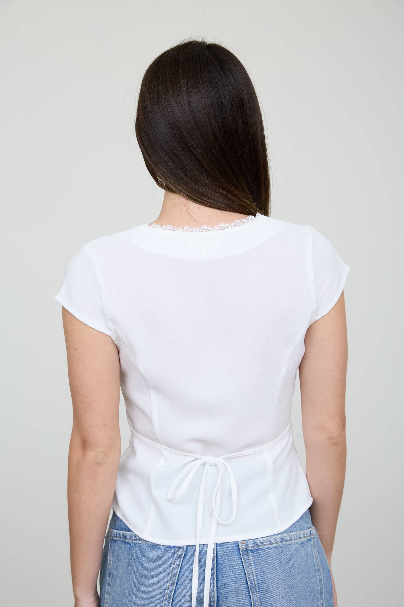 V NECK LACE TRIM BUTTON DOWN BACK TIE BLOUSE: WHITE