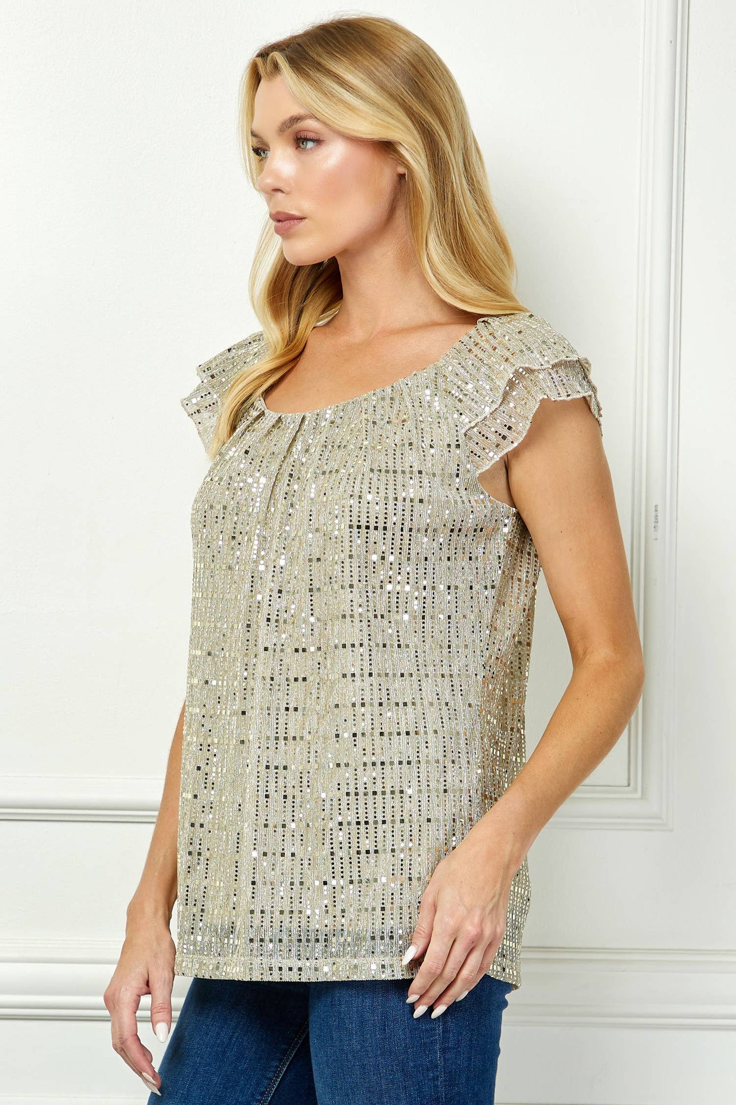 MOONLIGHT GLEAM PLEATED FLUTTER BLOUSE  : Red/Black/Red / XL