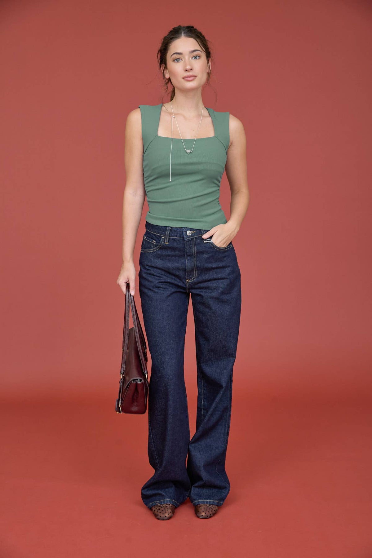 SQUARE NECK SLEEVELESS RUCHED DETAIL TOP : BLACK