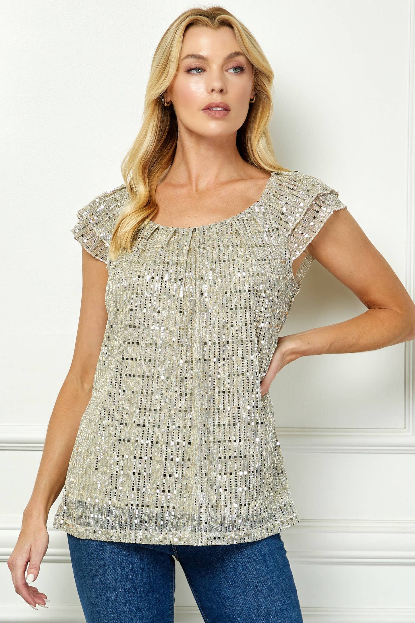 MOONLIGHT GLEAM PLEATED FLUTTER BLOUSE  : Red/Black/Red / L