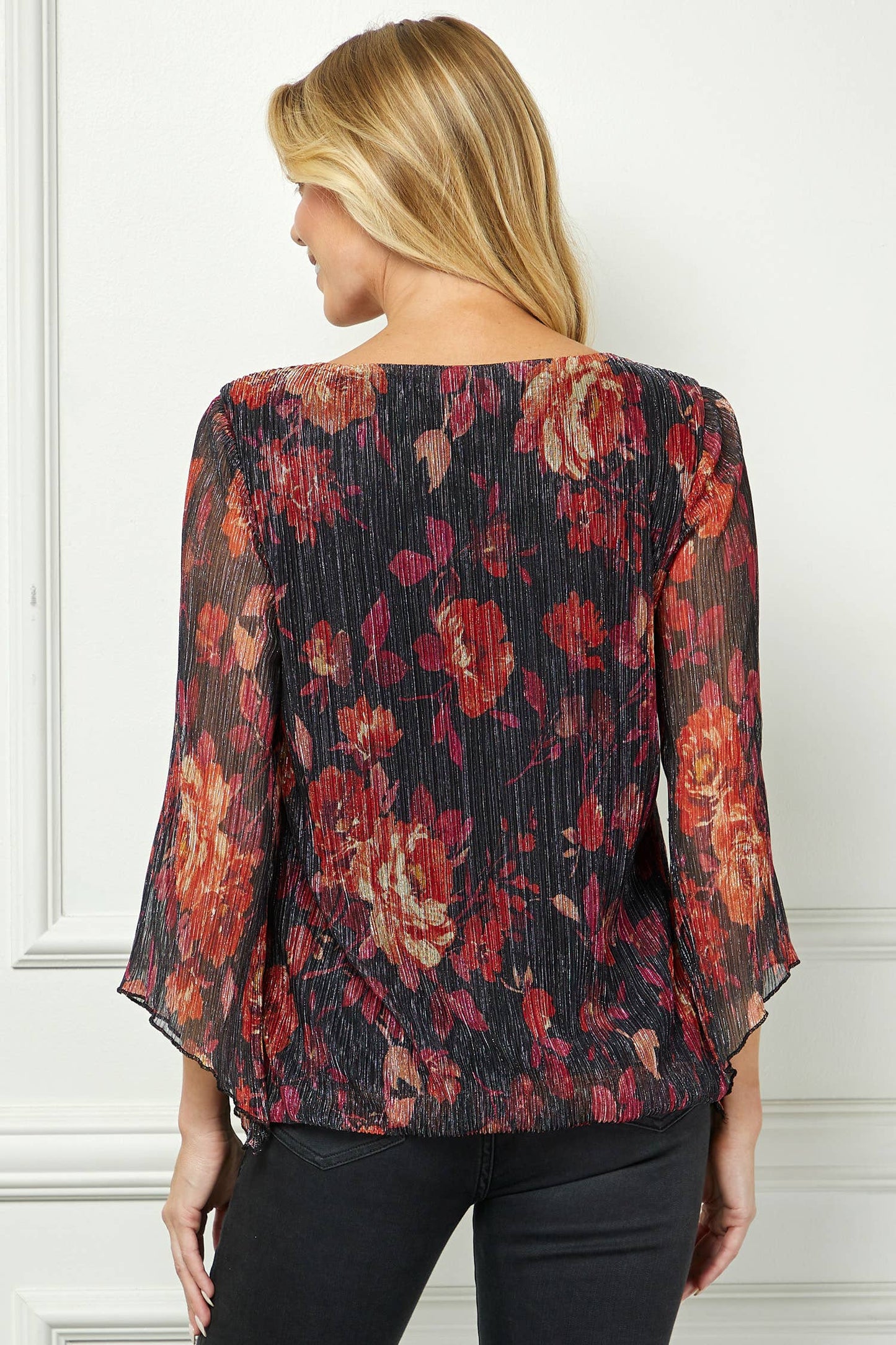SPARKLING PLEATED BUBBLE HEM TOP : Black/Wine/Red / L