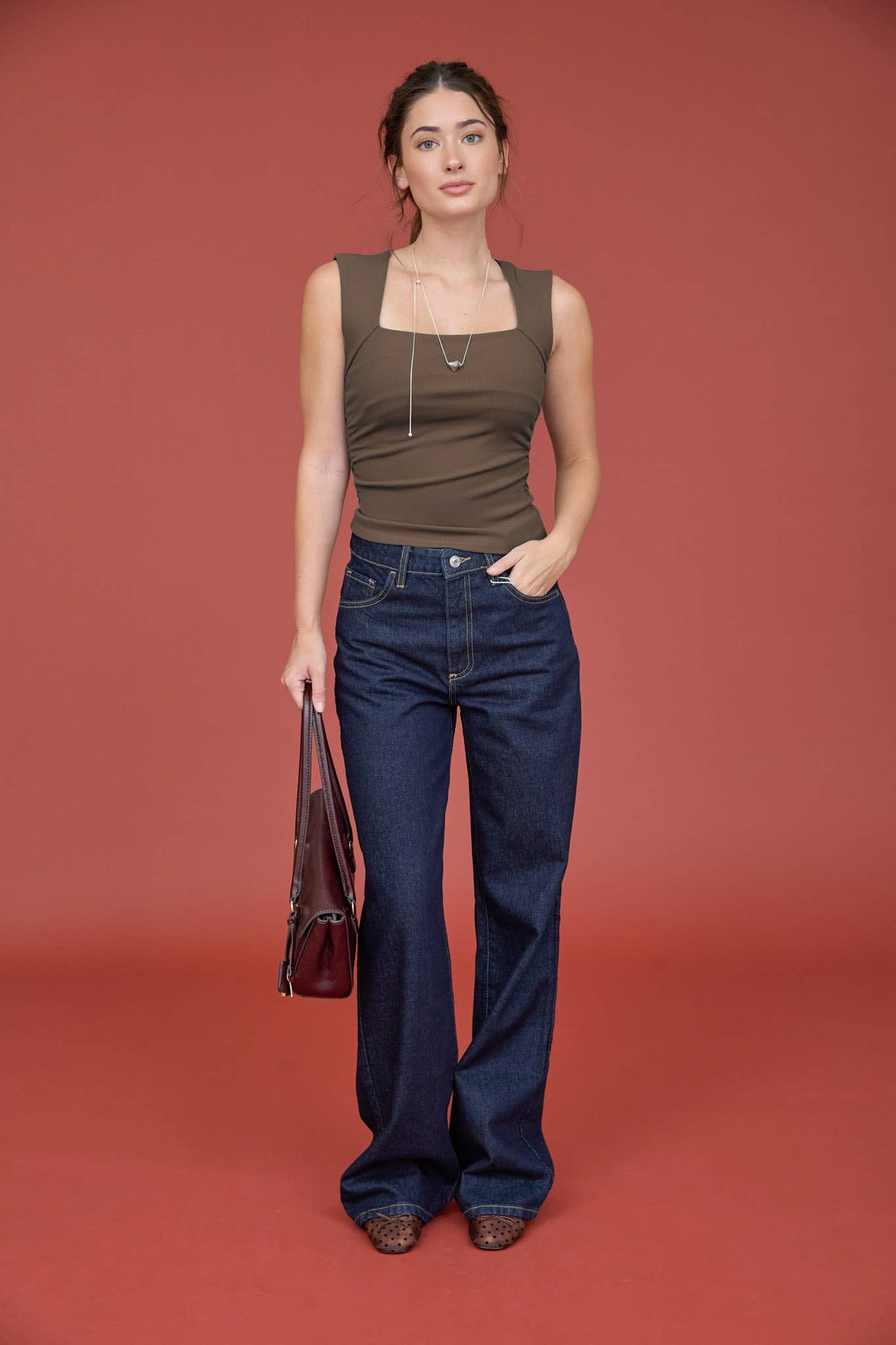 SQUARE NECK SLEEVELESS RUCHED DETAIL TOP : BLACK