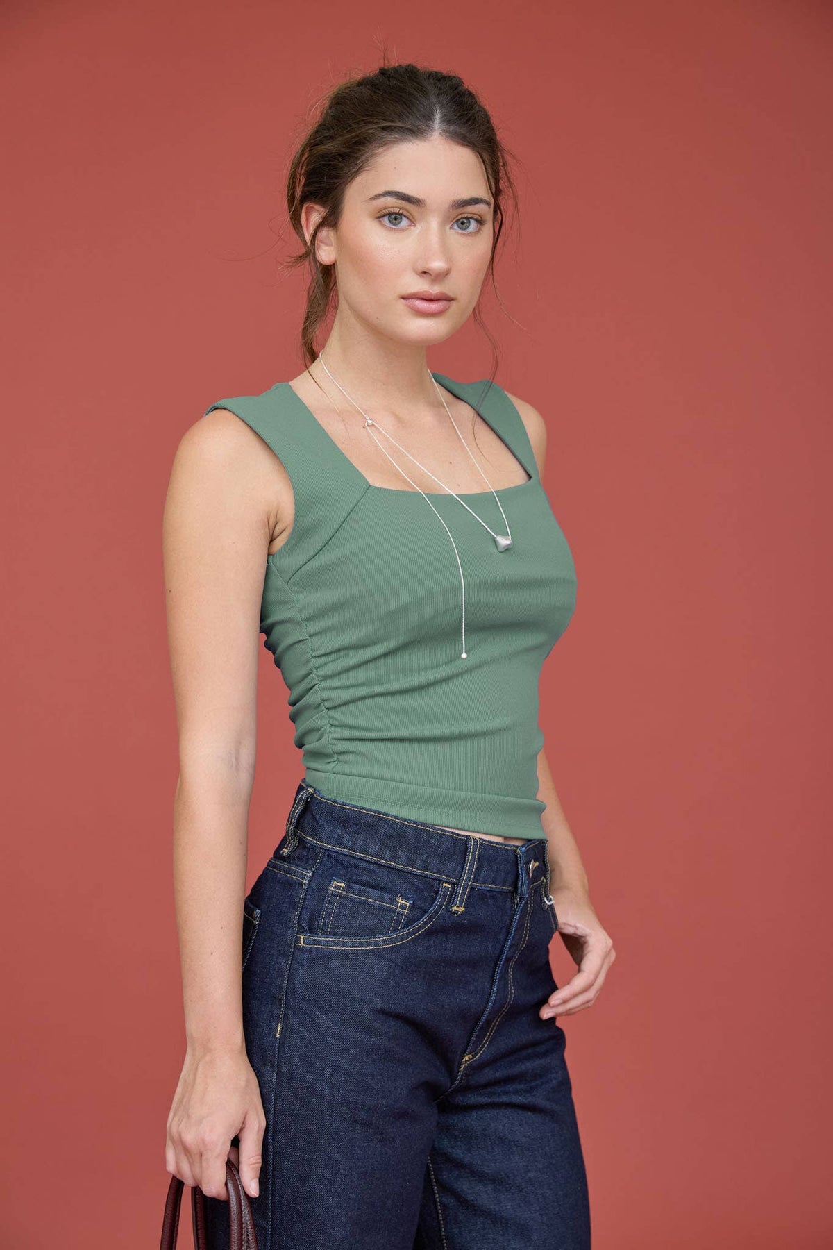 SQUARE NECK SLEEVELESS RUCHED DETAIL TOP : BLACK
