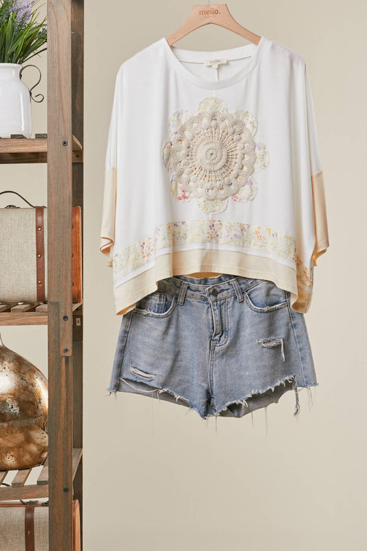 LACE EMBROIDERED SHORT SLEEVES ROUND NECK TOP: Ivory / M