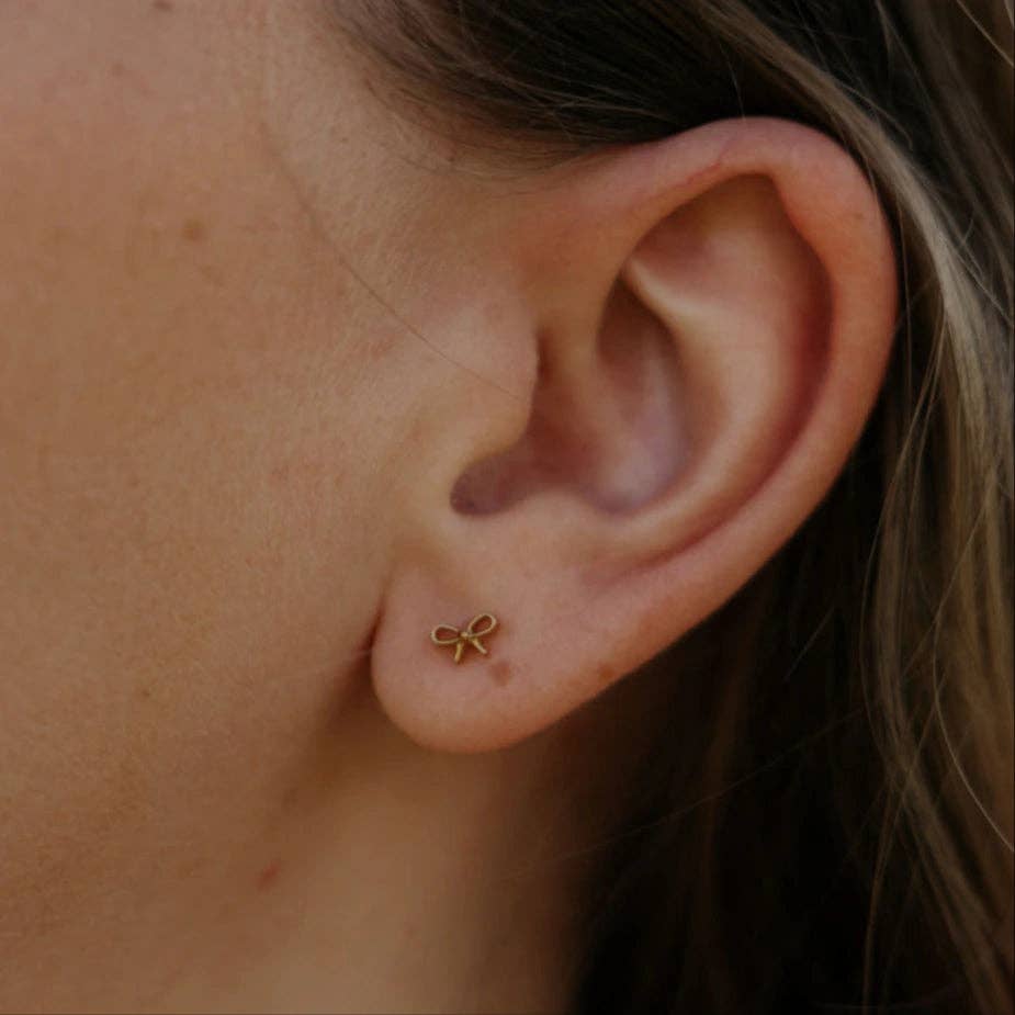 Bow Flat Back Studs: Gold
