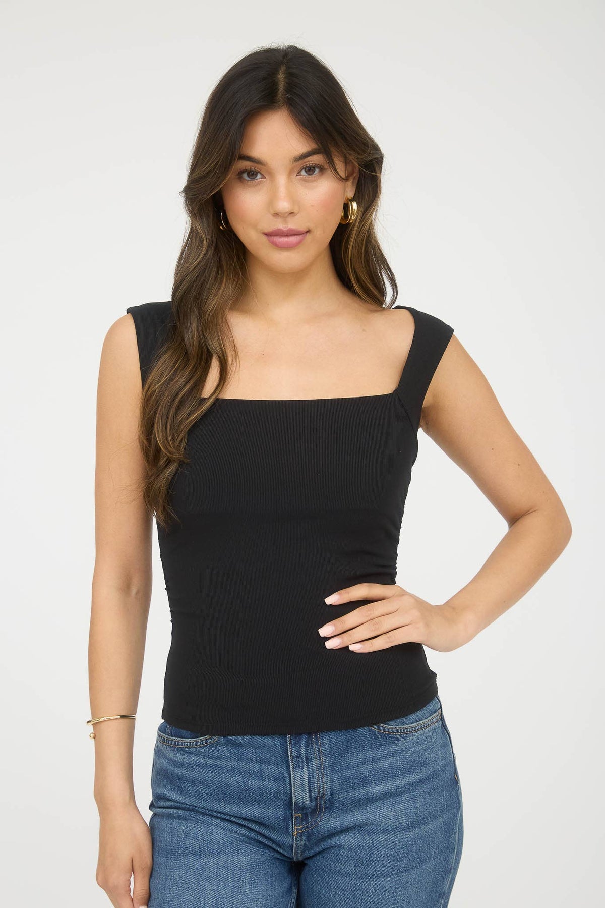 SQUARE NECK SLEEVELESS RUCHED DETAIL TOP : BLACK